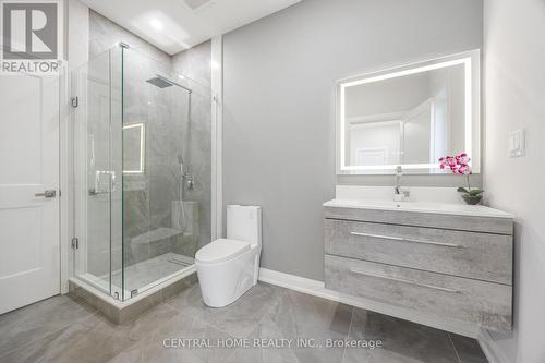 2952 ELGIN MILLS ROAD , Markham, Ontario L6C 0E5 2