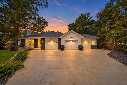131 Stanway Ave, Mitchell, MB 