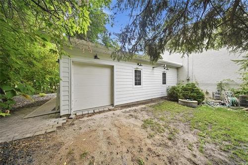 131 Stanway Ave, Mitchell, MB 