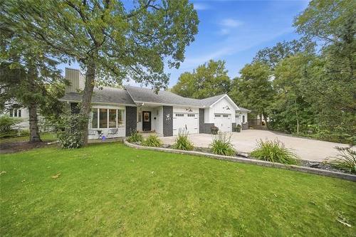 131 Stanway Ave, Mitchell, MB 