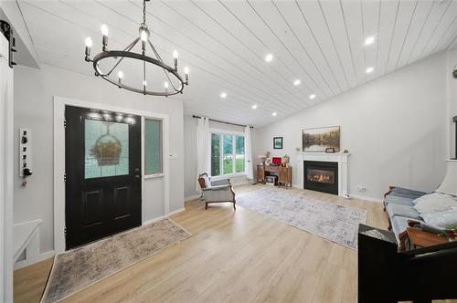 131 Stanway Ave, Mitchell, MB 