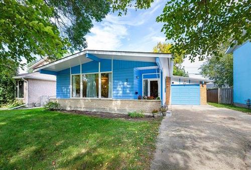 3 Litz PL  Winnipeg, MB R2G 0T9
