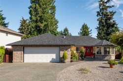 763 Doehle Ave  Parksville, BC V9P 2V1