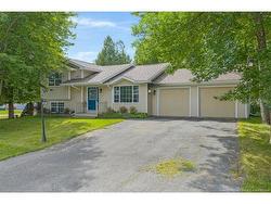 1 Tagish RD  Quispamsis, NB E2E 6C2