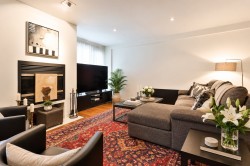 Salon - 