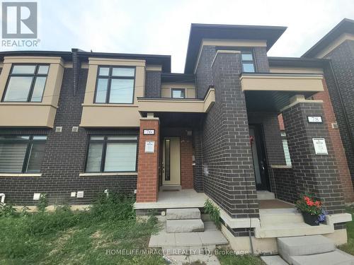 76 PEARMAN CRESCENT , Brampton, Ontario L7A 4Y9 5