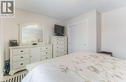 Integrated sliding closet doors - 