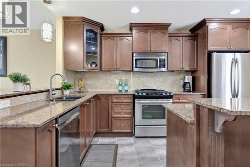 10 Stratford Terrace, Brantford, ON 
