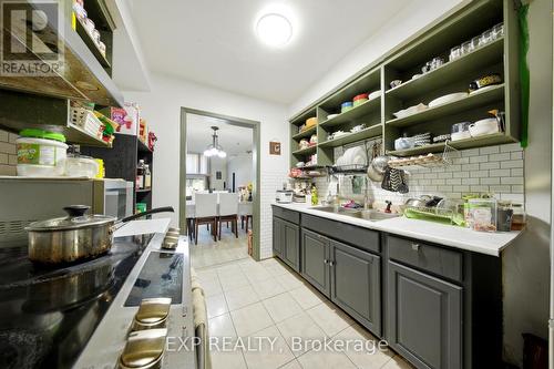 8 - 275 Manse Road, Toronto, ON 