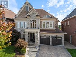126 VINES PLACE  Aurora, ON L4G 0R7