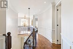Bright and airy upper hallway - 