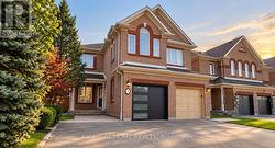 1 RIDGEWAY COURT Vaughan, ON L6A 2R6
