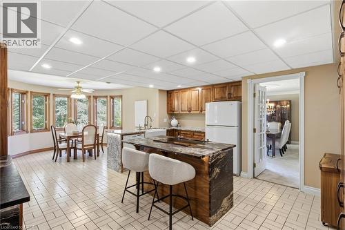 527 Anndale Court, Waterloo, ON 