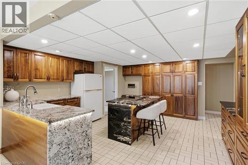 527 Anndale Court, Waterloo, ON 