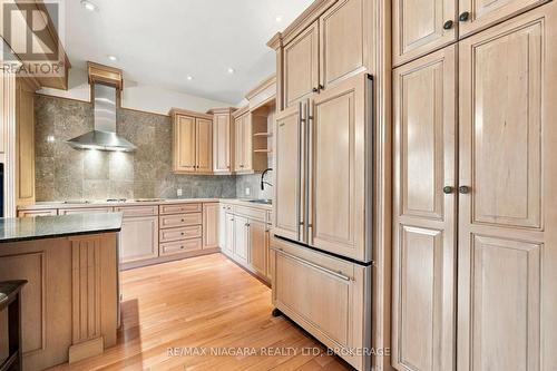 High end French Country Kitchen. - 8 Trafalgar Street, St. Catharines (Downtown), ON 