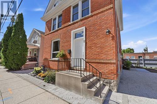 Great curb appeal. - 8 Trafalgar Street, St. Catharines (Downtown), ON 
