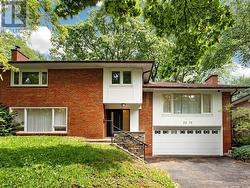 3275 CREDIT HEIGHTS DRIVE  Mississauga, ON L5C 2L8