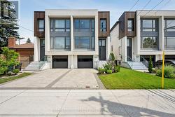 39 WILMINGTON AVENUE Toronto, ON M3H 5J1