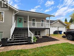 306 Centre AVENUE Meadow Lake, SK S9X 1H2