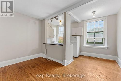 25 - 109 DOWNIE STREET , Stratford, Ontario N5A 1X2 3