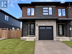 901 ROBERT FERRIE DRIVE Kitchener, ON N2R 0P2