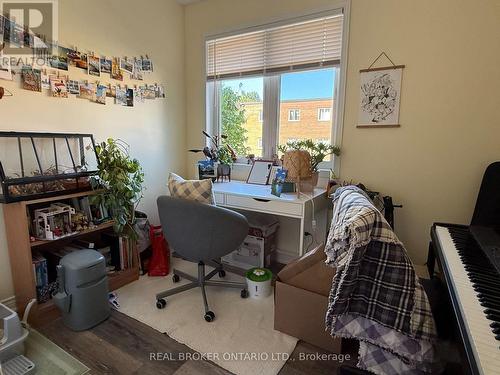 210 - 70 FIRST STREET , Orangeville, Ontario L9W 2E5 4