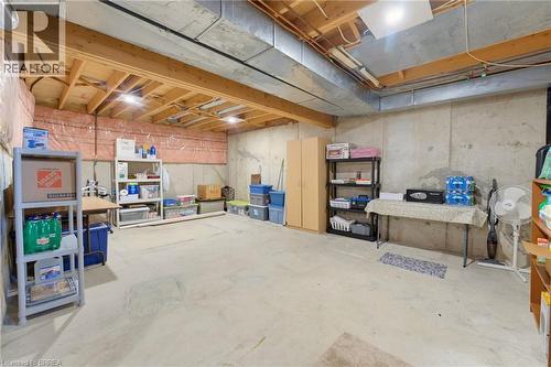 Great space for storage - 42 Buchanan Crescent, Brantford, ON 
