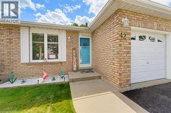 Welcome to 42 Buchanan Cres - 