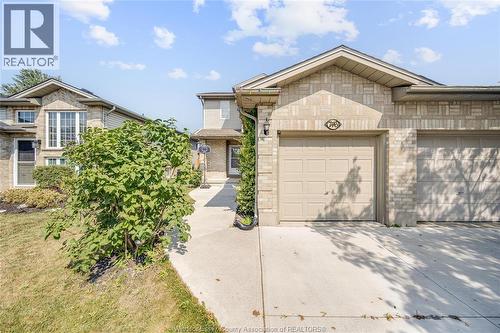 746 MICHAEL DRIVE , Tecumseh, Ontario N8N 5A3 2