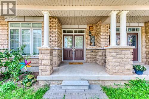 3072 EBERLY WOODS DRIVE , Oakville, Ontario L6M 0T5 2