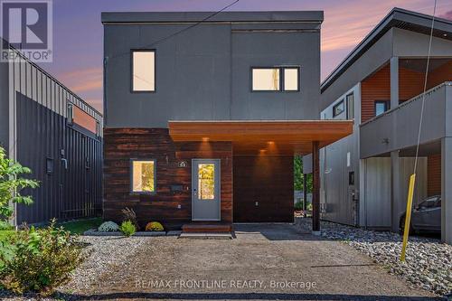 53 ARTHUR STREET  Perth, ON K7H 1N4