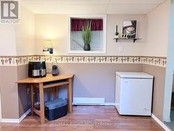 Lower area - Nook for future kitchenette - 