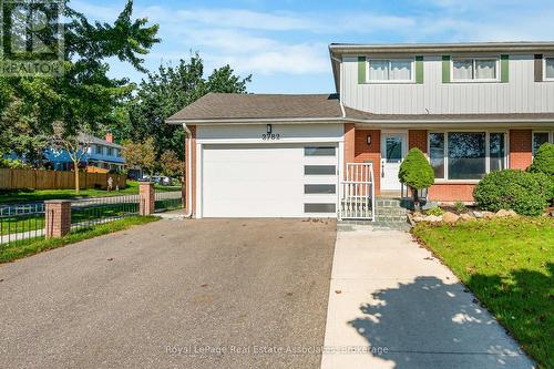 2782 HOLLINGTON CRESCENT  Mississauga, ON L5K 1E9