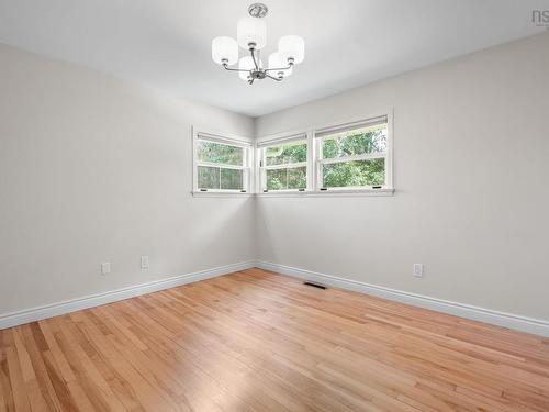 20 Fielding Avenue, Kentville, NS 