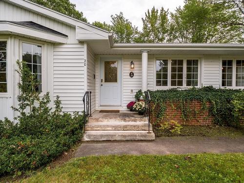 20 Fielding Avenue, Kentville, NS 