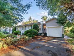 952 Mary Avenue Centreville, NS B0P 1J0