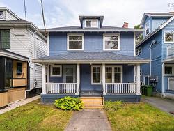 1643 Chestnut Street Halifax, NS B3H 3T3