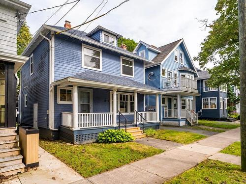 1643 Chestnut Street, Halifax, NS 