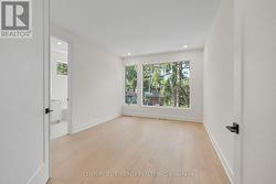 Huge Windows Mater oasis - 