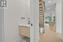 Powder room - 