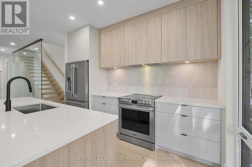 Caeserstone Quartz countertops - 83 Boyce Avenue, Ottawa, ON 