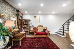 Salon - 