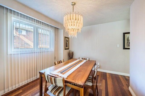 671 Louis Drive, Mississauga, ON 