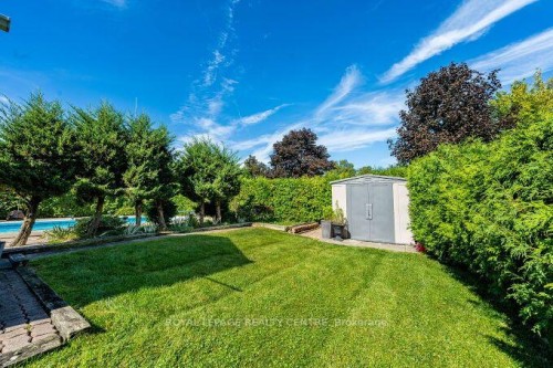 671 Louis Drive, Mississauga, ON 