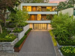 8 Fallingbrook Wood  Toronto, ON M1N 1B8