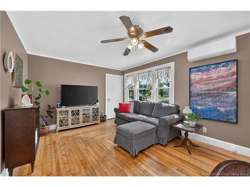 6 Spring St, Petitcodiac, NB 