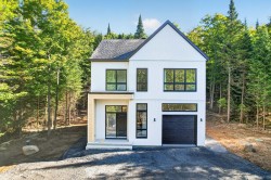 417 Ch. des Hauteurs Sainte-Marguerite-Du-Lac-Masson, QC J0T 1L0