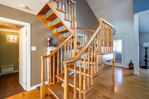 Staircase - 1100 Av. Royale, Québec (Beauport), QC 