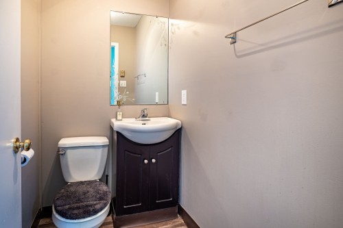 Powder room - 1100 Av. Royale, Québec (Beauport), QC 