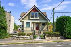 #3-1376 Pandora Ave Victoria, BC V8R 1A3